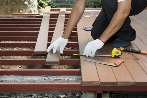 Cost of Custom Deck Installation in Kennewick