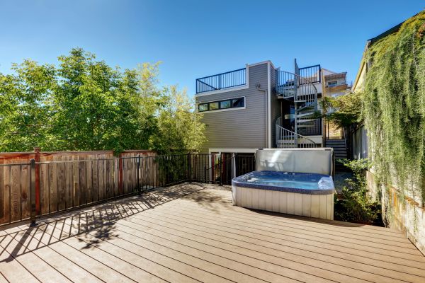 Cost of Hot Tub Deck Installation in Kennewick