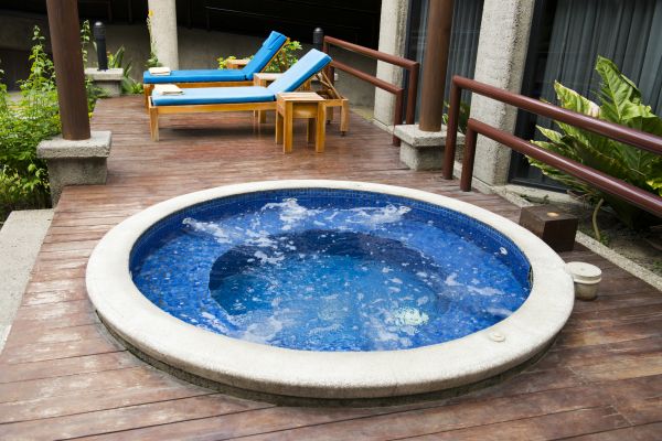 Cost of Hot Tub Deck Construction in Kennewick